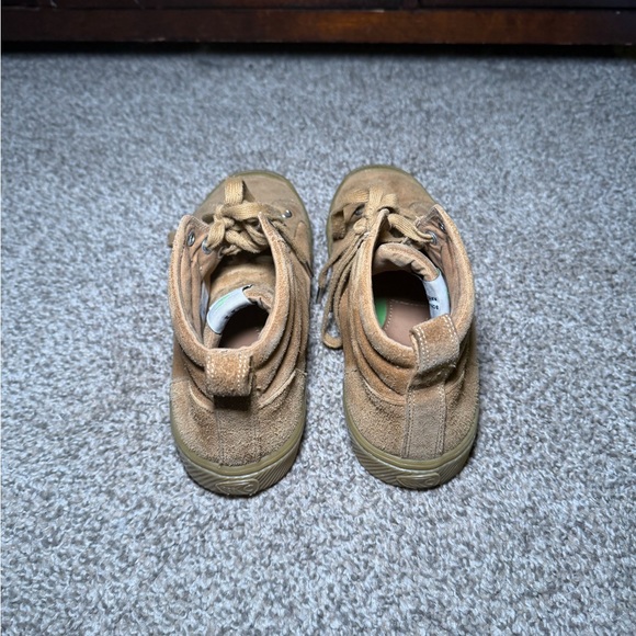 Cariuma Tan High-Top Sneakers - Picture 3 of 6